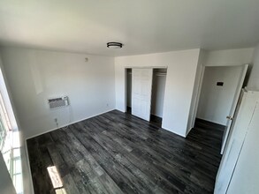 5660 Case Ave in Los Angeles, CA - Building Photo - Building Photo