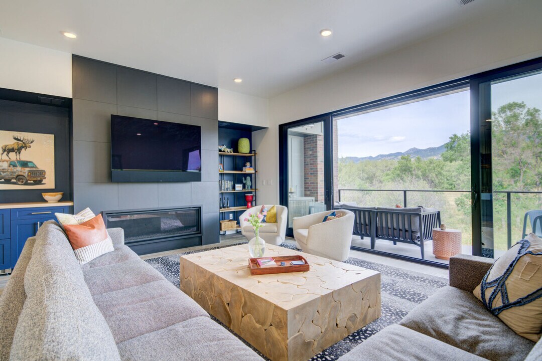 195 Bridger Vale Dr in Bozeman, MT - Building Photo