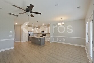 3708 Oak Leaf Wy in Greenville, NC - Building Photo - Building Photo