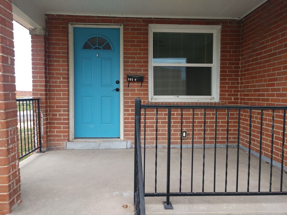 101 Factory St, Unit 101 in Sterling, CO - Building Photo