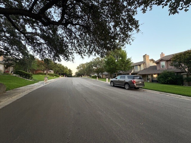3225 Castledale St in San Antonio, TX - Building Photo - Building Photo