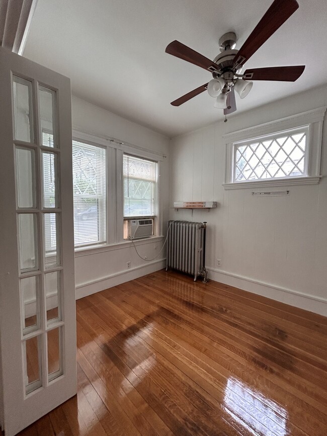 108 Brooks St, Unit 108 in Boston, MA - Building Photo - Building Photo