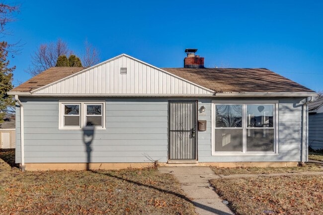 property at 5804 W Silver Spring Dr