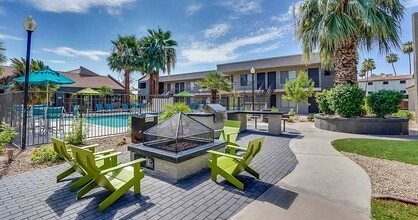 Cielo Apartments in Phoenix, AZ - Building Photo - Building Photo