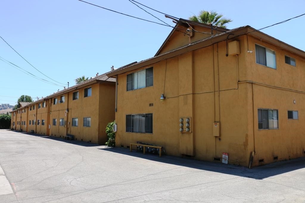 Curran Place Apartments Pomona, CA Apartments For Rent