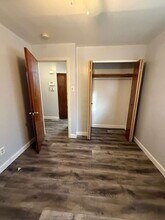 3239 W Milton Ave in Breckenridge Hills, MO - Building Photo - Building Photo