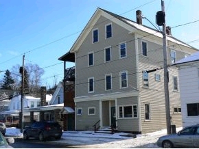 8 Parsons St in Colebrook, NH - Building Photo