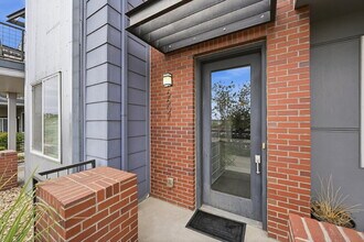 6607 Morrison Dr in Denver, CO - Building Photo - Building Photo
