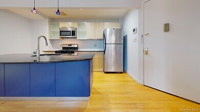 83-75 117th St in Queens, NY - Building Photo - Building Photo