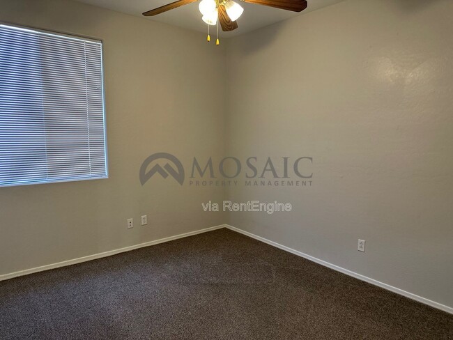 121 W Birchwood Pl in Chandler, AZ - Building Photo - Building Photo