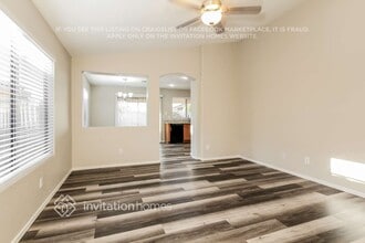 16215 Los Coyotes St in Fontana, CA - Building Photo - Building Photo