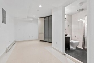 117 Kingsland Ave in Brooklyn, NY - Building Photo - Building Photo
