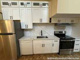 1 Brigham St in Boston, MA - Building Photo