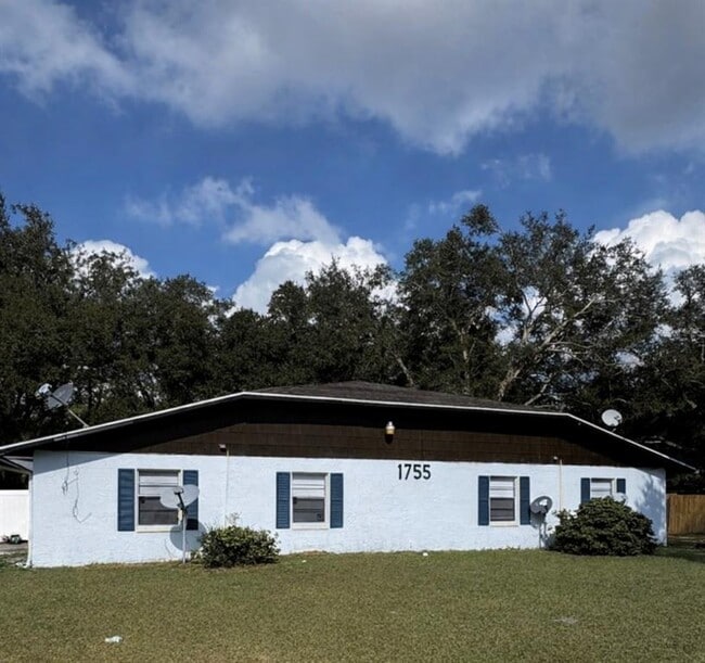 property at 1755 SW 108th Ln