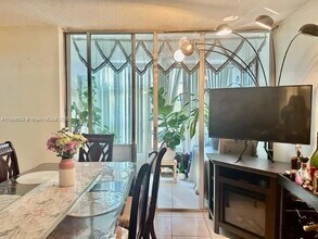 9450 Live Oak Pl, Unit 108 in Davie, FL - Building Photo - Building Photo