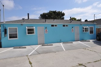 Cottages on Diamond in San Diego, CA - Building Photo - Building Photo