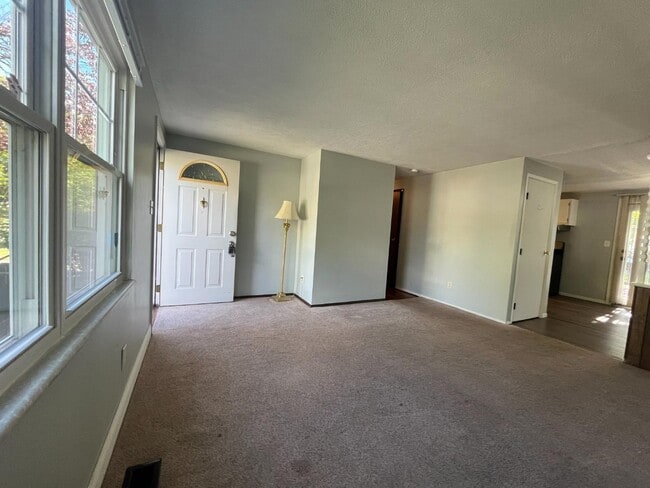 1413 Cardwell Square S in Columbus, OH - Building Photo - Building Photo