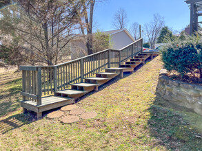 2031 Eversong Ln, Unit 1 in Hermitage, TN - Foto de edificio - Building Photo