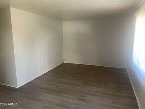2645 W Morten Ave in Phoenix, AZ - Building Photo - Building Photo