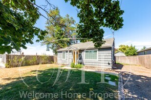 1014 W Alder St in Walla Walla, WA - Building Photo