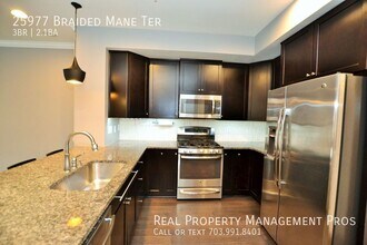 25977 Braided Mane Terrace in Aldie, VA - Building Photo - Building Photo