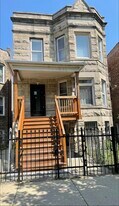 1511 N Keystone Ave in Chicago, IL - Building Photo