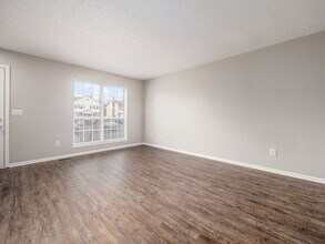 7754 Deercrest Ct, Unit 7754 Deercrest Ct in Dublin, OH - Building Photo - Building Photo