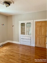 46 Aspinwall Ave, Unit 4 in Brookline, MA - Building Photo - Building Photo