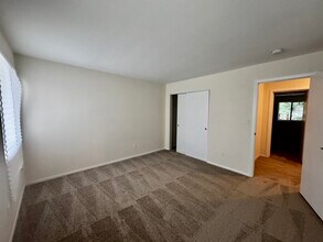 8 Winners Cir in Owings Mills, MD - Building Photo - Building Photo