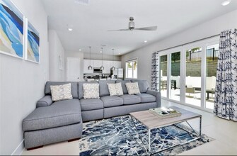 8600 SW 140th Terrace in Palmetto Bay, FL - Building Photo - Building Photo