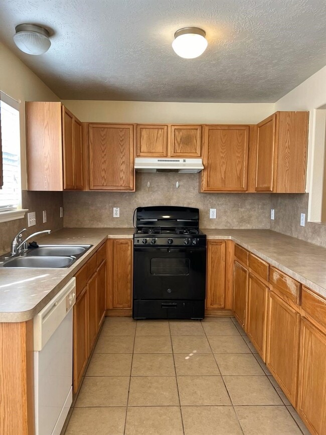 property at 1522 Glasholm Dr