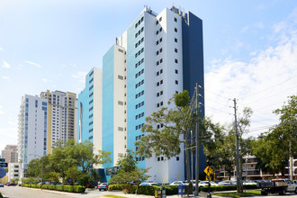 Presbyterian Towers in St. Petersburg, FL - Building Photo - Building Photo