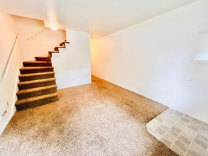 Madison Terrace Townhomes in Auburn, WA - Foto de edificio - Interior Photo