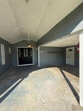 3606 Marsh Ln Pl in Dallas, TX - Building Photo - Building Photo