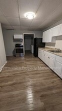 314 W Foundry St in Millville, NJ - Building Photo - Building Photo