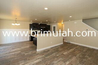 14547 S Edgemere Dr in Herriman, UT - Building Photo - Building Photo