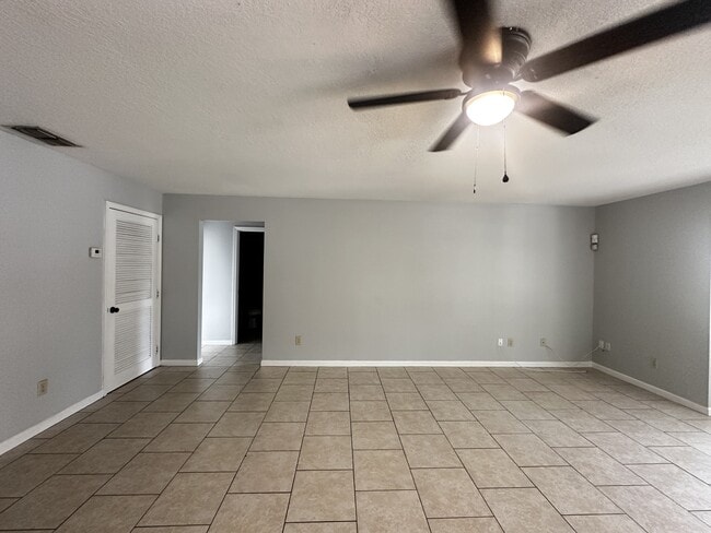 75 Redwood Track Course in Ocala, FL - Building Photo - Building Photo