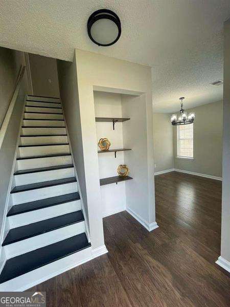 2200 Burdett Ridge Dr in College Park, GA - Building Photo - Building Photo