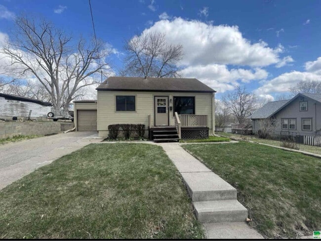 property at 2732 Morgan St