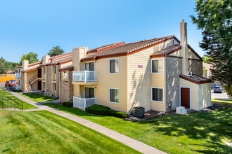 Woodstone Village in Westminster, CO - Foto de edificio - Building Photo