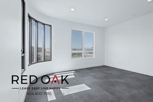 3450 W 43rd St in Los Angeles, CA - Building Photo