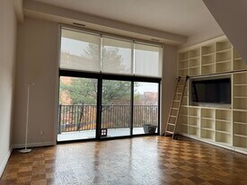 3101 New Mexico Ave NW in Washington, DC - Building Photo