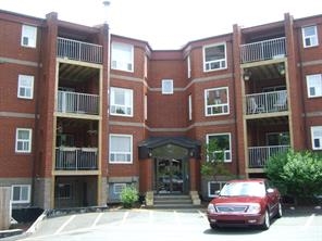 Wilshire Apartments in Halifax, NS - Building Photo