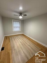 6304 N Oakley Ave in Chicago, IL - Building Photo - Building Photo