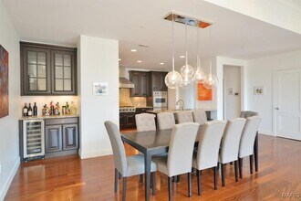 6451 Clayton in Clayton, MO - Building Photo - Building Photo