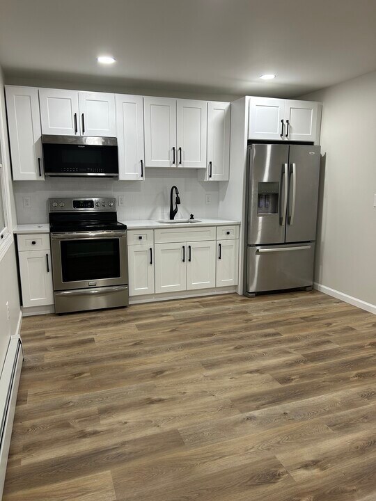 258 Claywood Dr in Brentwood, NY - Building Photo