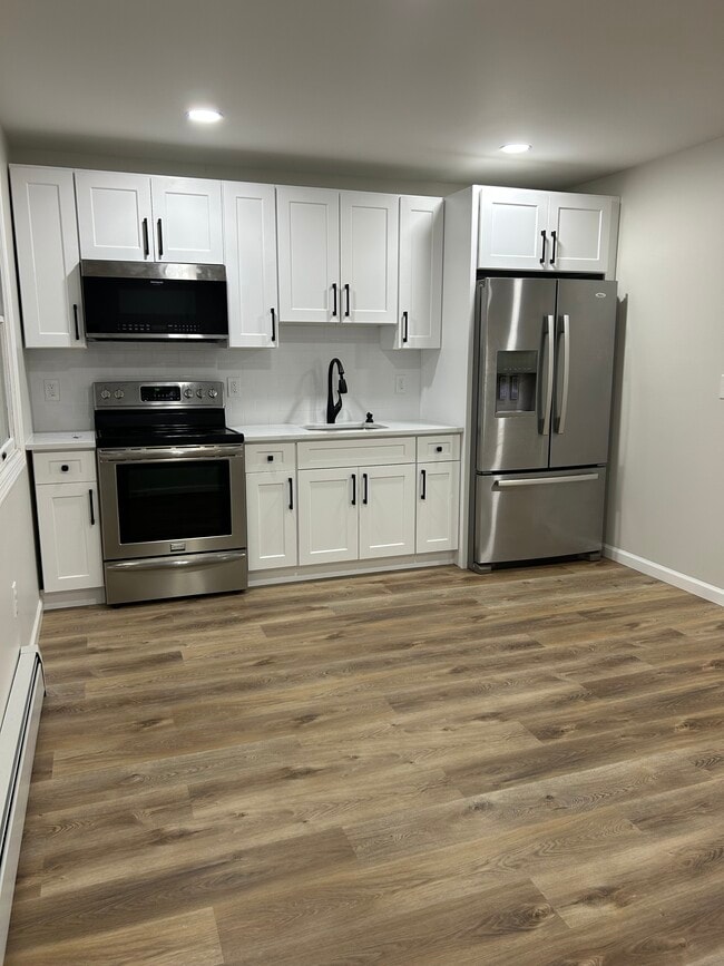 property at 258 Claywood Dr