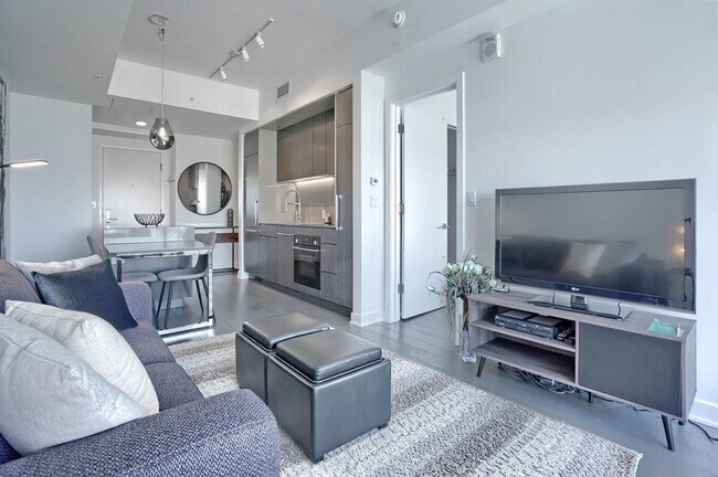 1275 Av. des Canadiens-de-Montréal, Unit SI ID1261849P in Montréal, QC - Building Photo - Building Photo