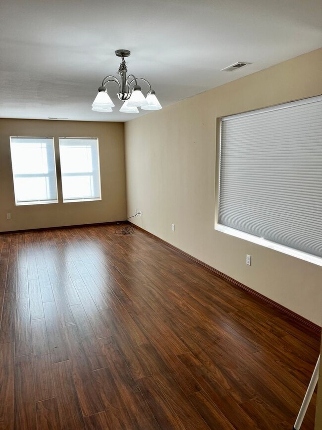 2752 SW Siskin Cir in Port Orchard, WA - Building Photo - Building Photo