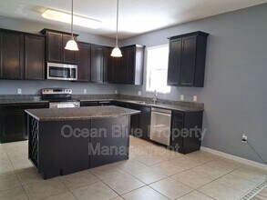 12346 Duckett Ct in Spring Hill, FL - Building Photo - Building Photo